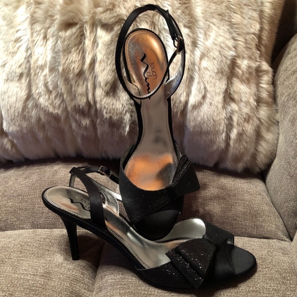 Touch of Nina Black Glitter Heels